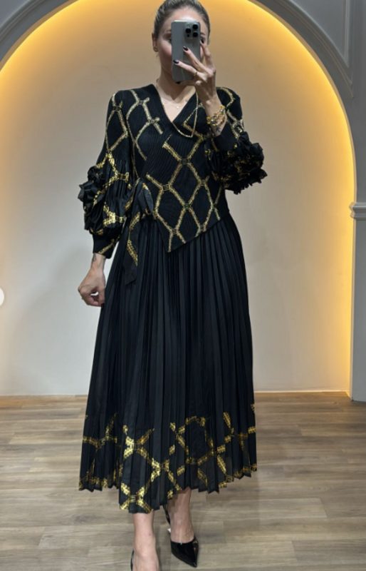 Pleated Maxi Dress – Paktec.nz